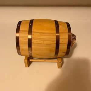 Mini Wooden Oak Barrel 1 Liter Metal Band for Whiskey Wine Tequila Vodka Bourbon